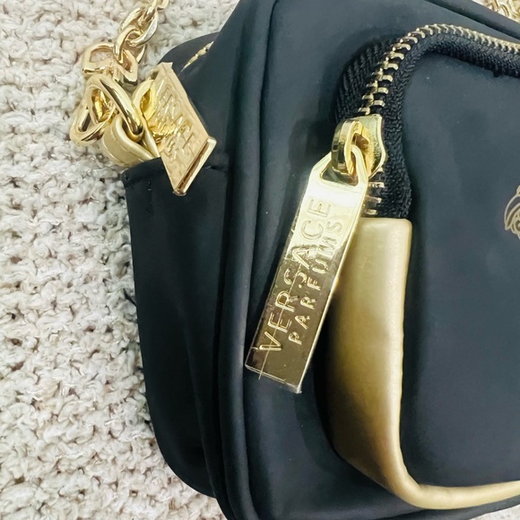 Versace Black and Gold Women's Bag - Picture 2 of 6